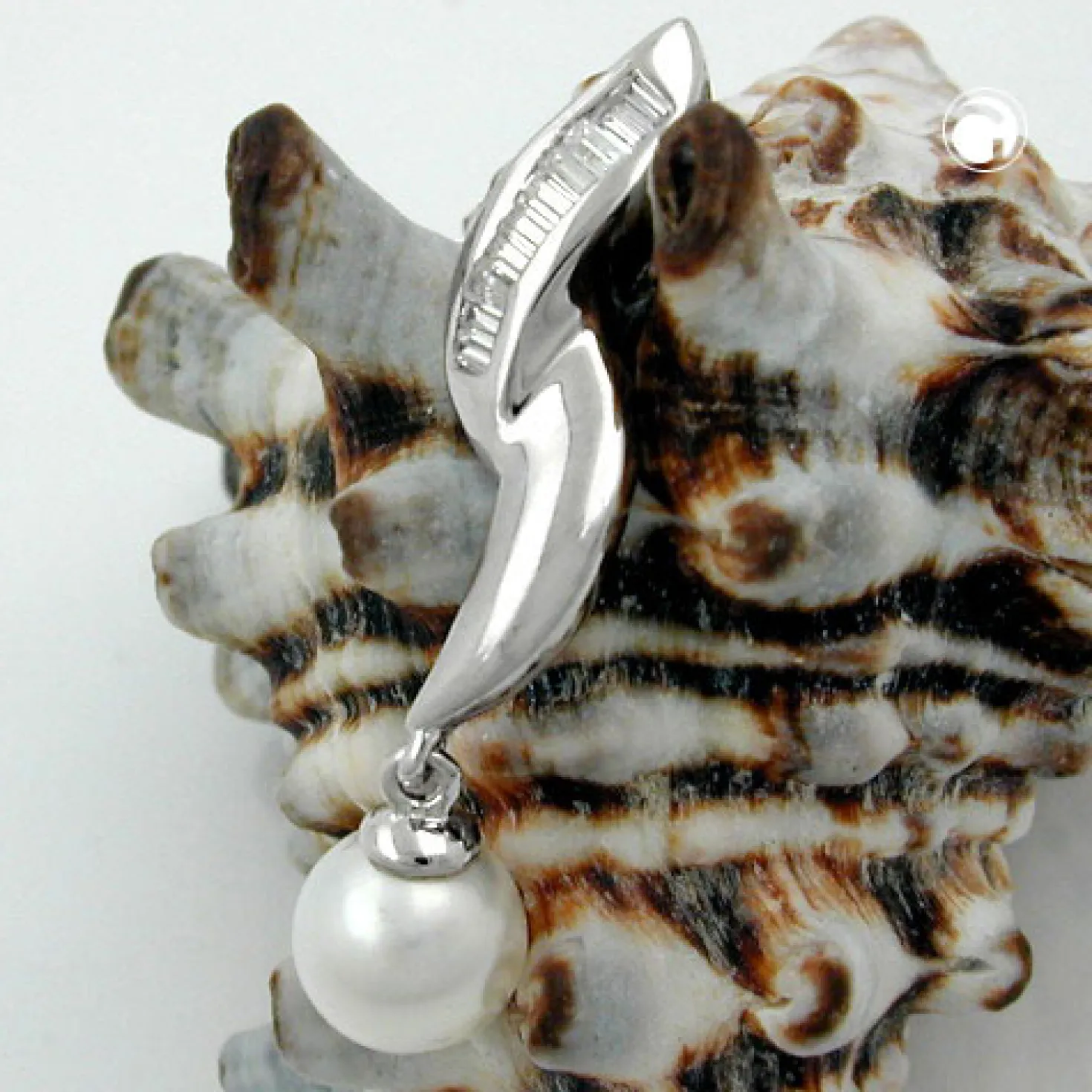 Anhänger mit Süßwasser Zuchtperle 7mm & längliche Zirkonia 925 Silber