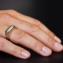 Herrenring aus 585 Gold Gelbgold mit Streifen aus 585 Weißgold Ring für Männer