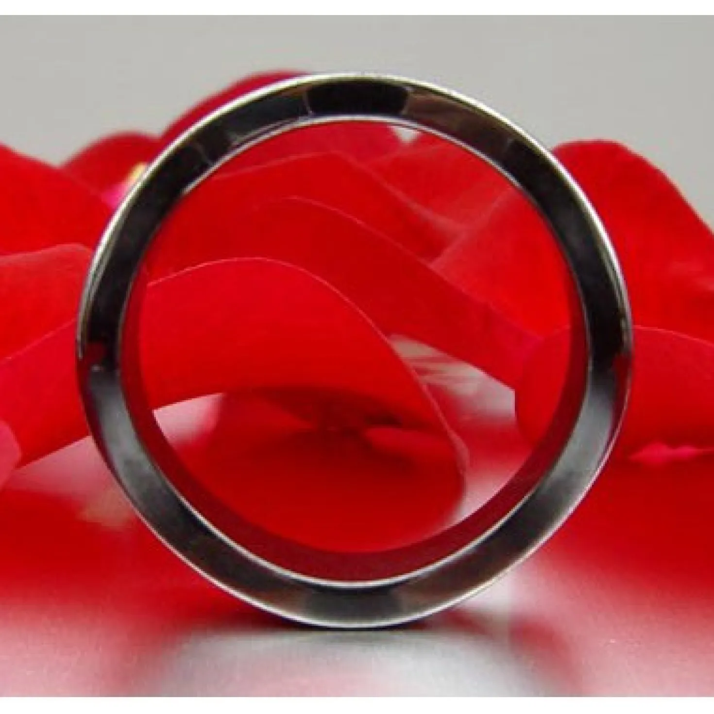 Hämatitring, Ring aus Hämatit, 6mm gewellt, grau dunkelgrau glatt
