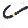Kette aus italienischer Lava & 925 Silber vergoldet, asymmetrisch, Magnet