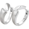 Ohrringe Creolen aus 585 Gold Weißgold mattiert mit 6 Diamanten 0,035 Ct. W-SI