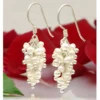 Ohrringe Ohrhänger aus Perlen in Traubenform & 925 Silber, creme-weiß