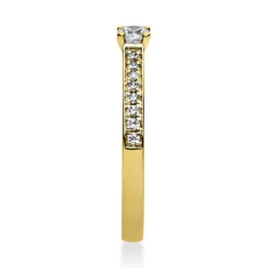 Ring aus 750 Gold Gelbgold mit 17 Diamanten Brillanten 0,29 Ct. 4er-Krappe