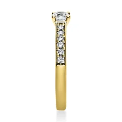Ring aus 585 Gold Gelbgold mit 17 Diamanten Brillanten 0,43 Ct. 4er-Krappe