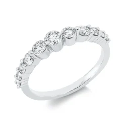 Ring aus 750 Gold Weißgold 11 Diamanten 0,65ct B:3,4mm