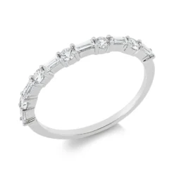 Ring aus 750 Gold Weißgold 11 Diamanten 0,4ct B:2,1mm