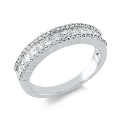 Ring aus 750 Gold Weißgold 63 Diamanten 0,84ct B:4,1mm