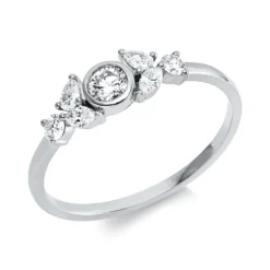 Ring aus 750 Gold Weißgold 7 Diamanten 0,4ct TW-SI B:4,9mm