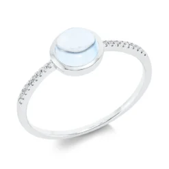 Ring aus 750 Weißgold Topas 1,26ct skyblue 18 Diamanten 0,05ct TW-SI B:7,2mm