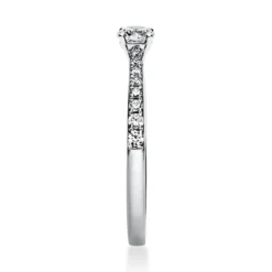 Ring Damenring aus 950 Platin mit 17 Diamanten Brillanten 0,37 Ct. 4er-Krappe